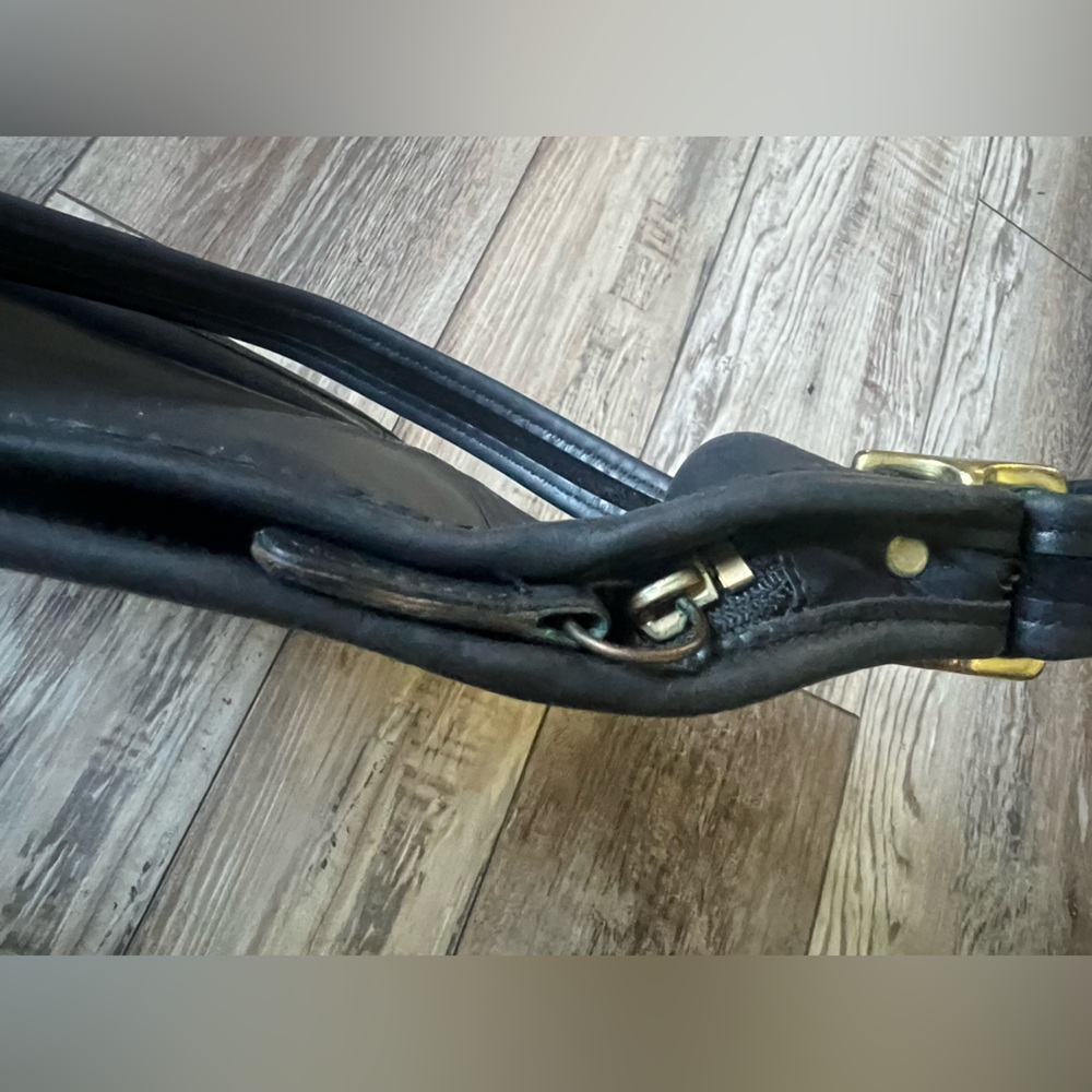 Vintage Coach Medium Slim Duffle Sac in Black Leather - Picture 7 of 16